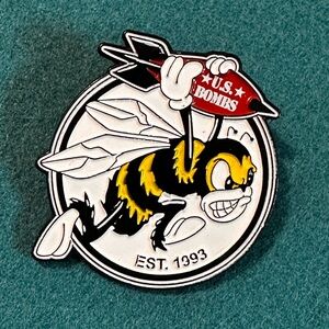 💣 U.S. Bombs 🐝 Enamel Pin PUNK Duane Peters Skateboard Rock n Roll Pins